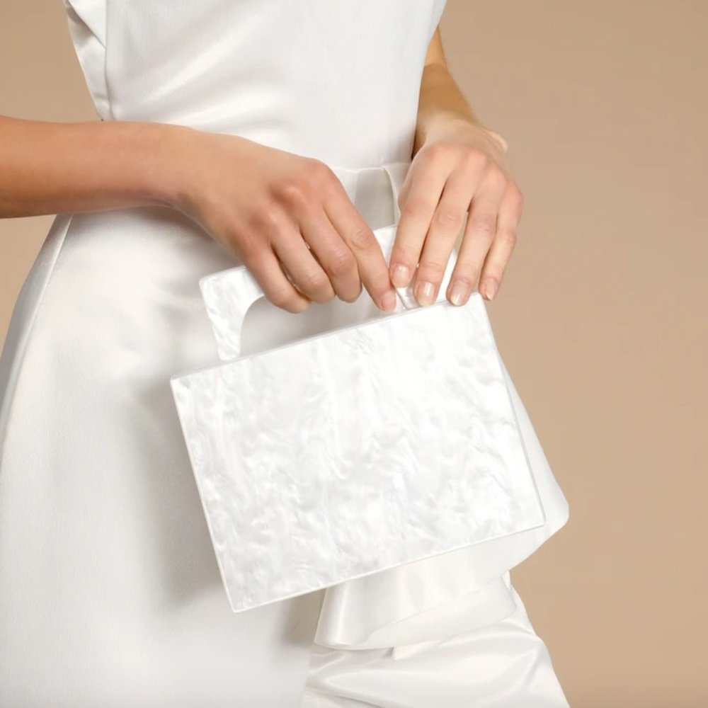 NWOT Lulus white marble acrylic chain strap Chic Favor box clutch mini bag